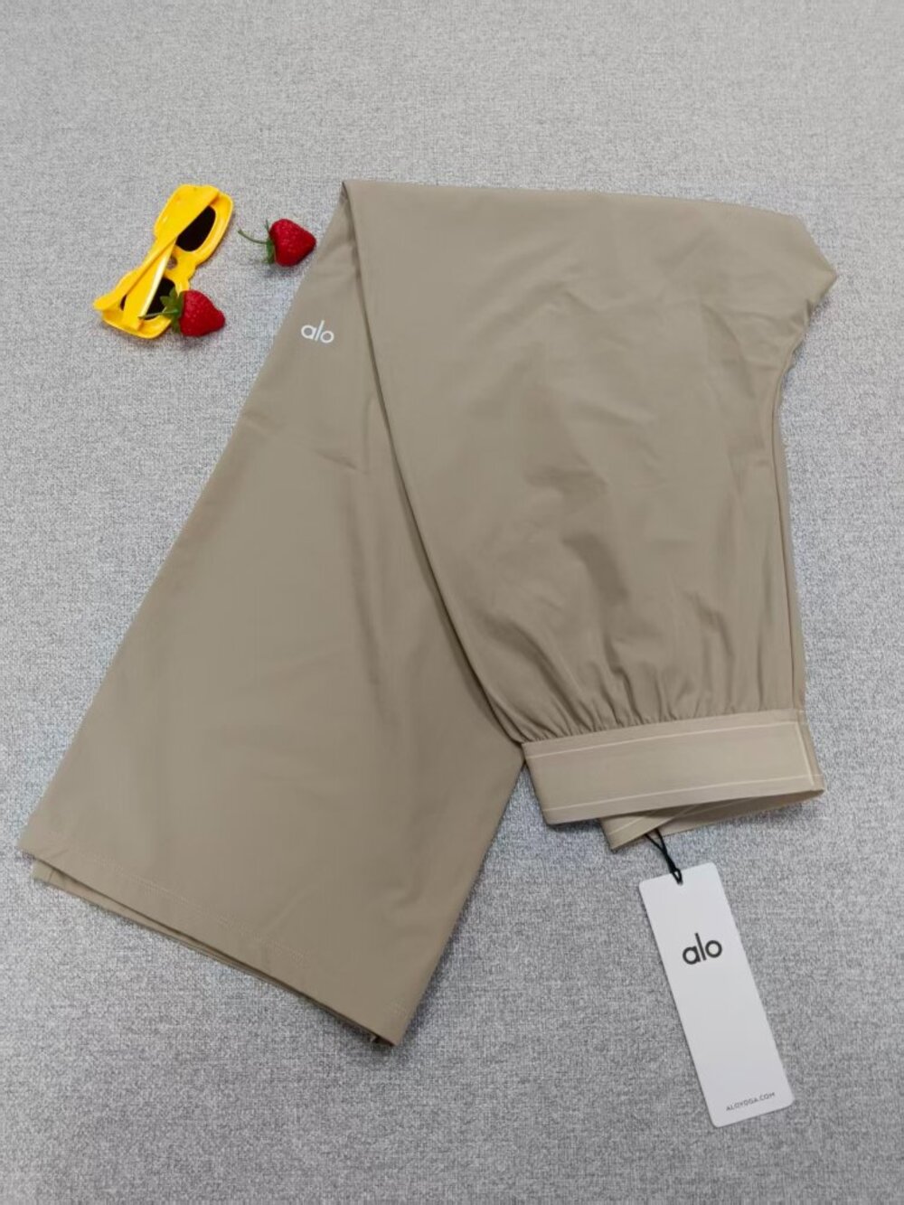 Gravel🤩ALO Yoga Suit Up Wide Leg Trouser Regular 30”🥰Soft & Feminine,Limited - Picture 6 of 8